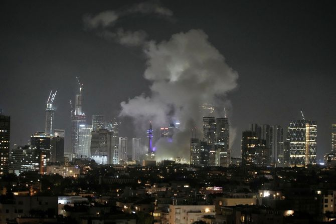 Iranski napad na Tel Aviv Iranski napad na Tel Aviv