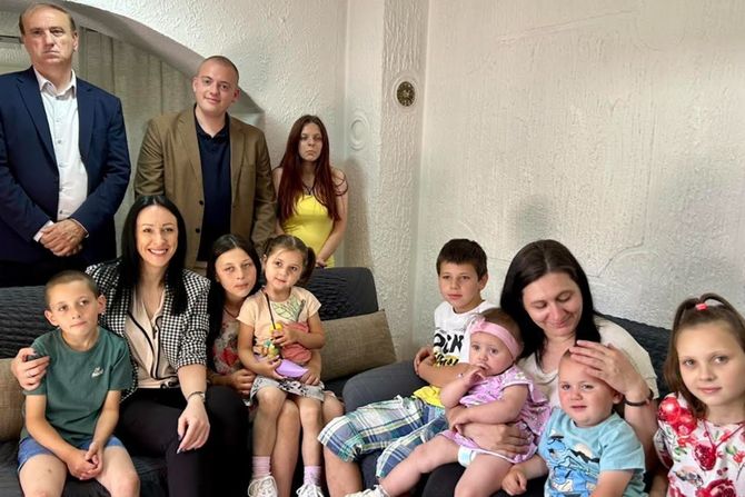 Jelena Žarić Kovačević, Crna Trava Jelena Žarić Kovačević, Crna Trava