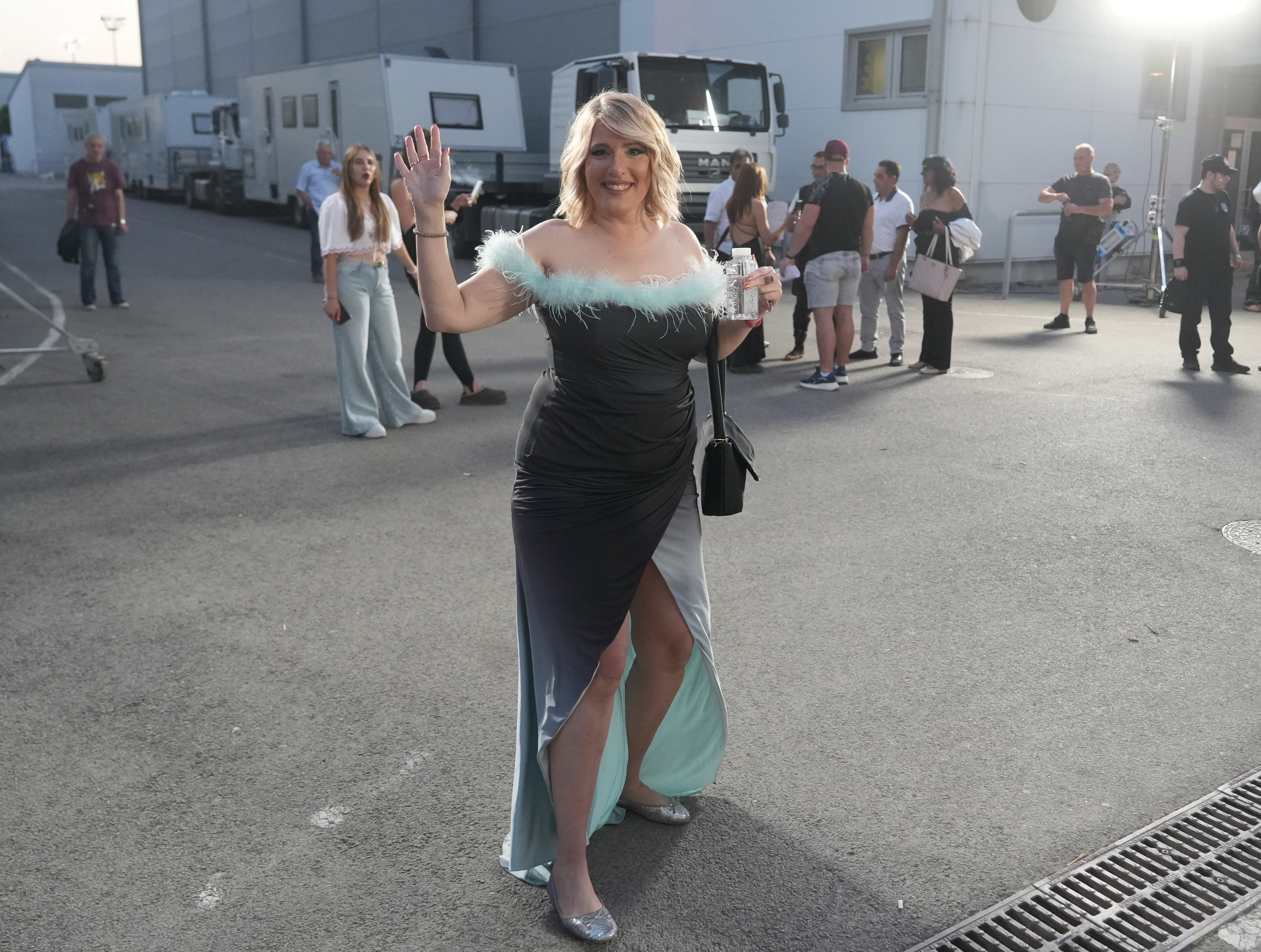 Jelena Golubović došla na finale Farme i utegla se u haljinu: Ostaćete u šoku kada vidite šta je obula