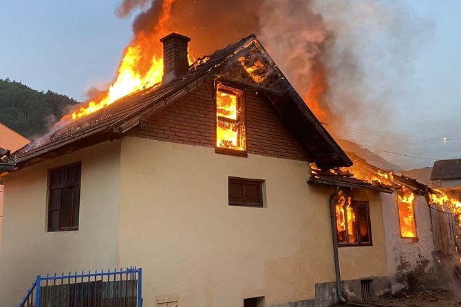 Priboj, požar