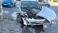 Sudar u Batajnici: Velika šteta na vozilima