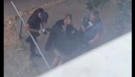 Drama na Karaburmi! Uhapšeni lažni policajci, napali devojku, kamere sve snimile