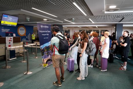 Avion Er Srbije, Tbilisi, ERSRBIJA, SOFRONIJEVIĆ Avion Er Srbije, Tbilisi, ERSRBIJA, SOFRONIJEVIĆ
