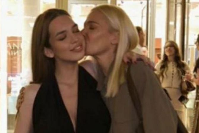 Hana Ikodinović i Nataša Bekvalac Hana Ikodinović i Nataša Bekvalac