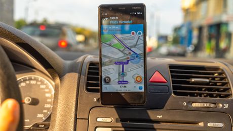 Waze aplikacija