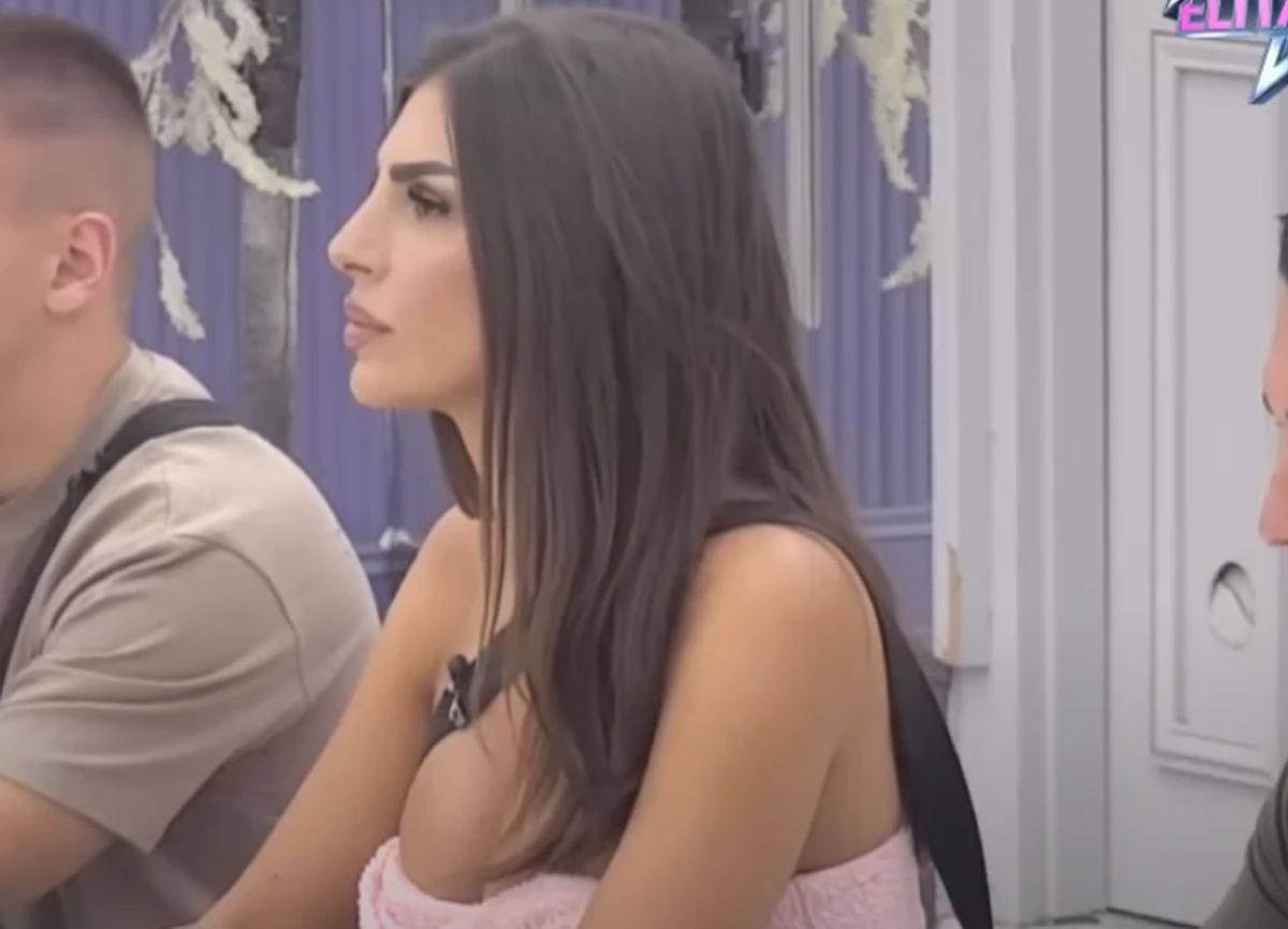 Tek će da se zakuva! Ena Čolić spomenula trudnoću, Peja prebledeo "Ne znam šta mi je..."
