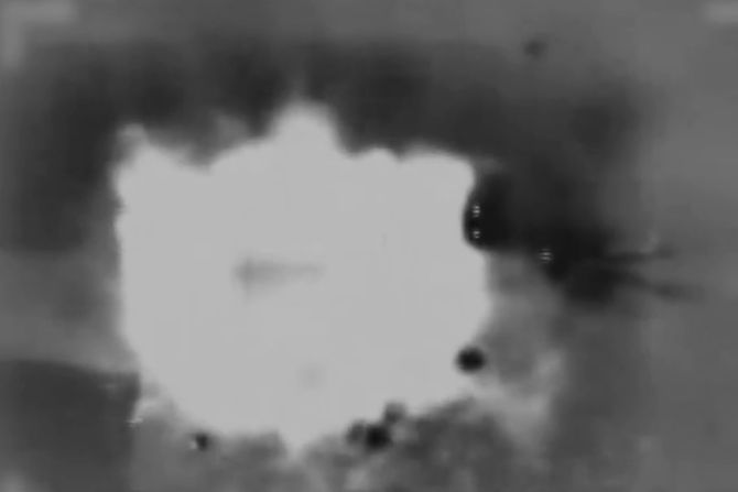 Izraelci uništili iranske helikoptere Izraelci uništili iranske helikoptere