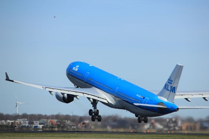 KLM Airbus A330-300 PH AKA KLM Airbus A330-300 PH AKA