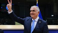 Ko je princ koji ne pretenduje na iranski presto, ali želi da vidi poraz Hamneija i islamskog režima?