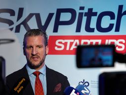 Davor Sakač, SkyPitch projekat, startapi