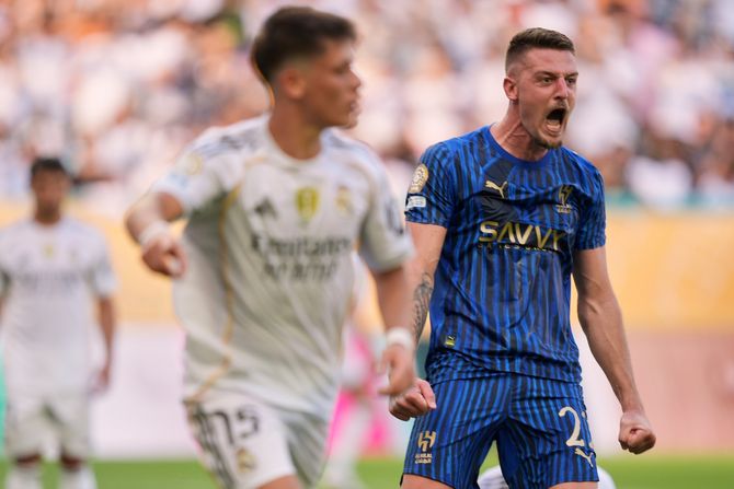 Sergej Milinković-Savić, Real Madrid - Al Hilal Sergej Milinković-Savić, Real Madrid - Al Hilal