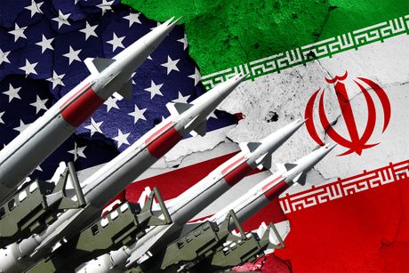 Amerika, Iran, bombardovanje