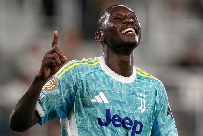 FK Juventus FK Al Ain FK Juventus FK Al Ain