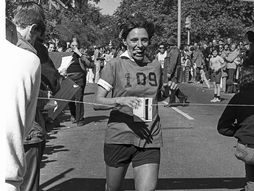 Nina Kuscsik, atleticarka