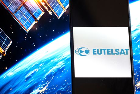 Eutelsat, Francuska Eutelsat, Francuska