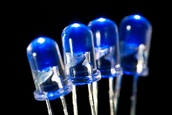 Plava LED sijalica Plava LED sijalica