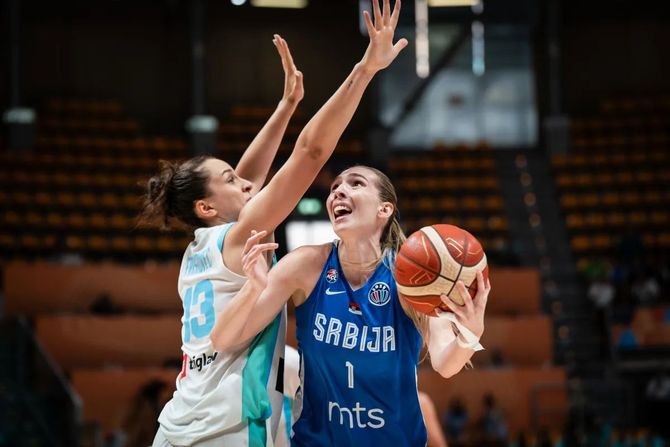 Ženska košarkaška reprezentacija Srbije, Slovenije Ženska košarkaška reprezentacija Srbije, Slovenije