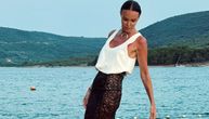 Žena koju zovu HODAJUĆA MODA BEOGRADA osvojila je hrvatsko primorje: Suknja od čipke golica maštu, ultra šik!