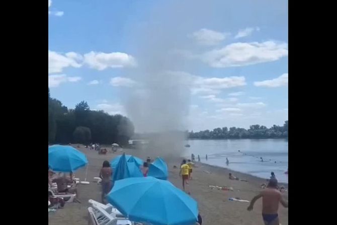 Tornado, plaža, Sremska Mitrovica Tornado, plaža, Sremska Mitrovica