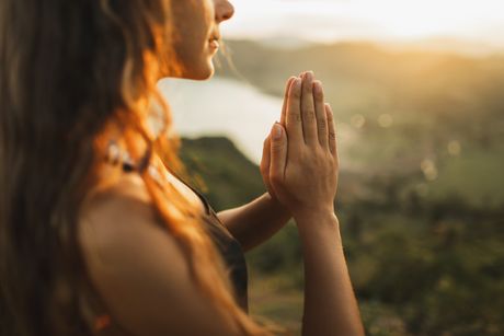 mlad mesec, astrologija, horoskop, meditacija mlad mesec, astrologija, horoskop, meditacija