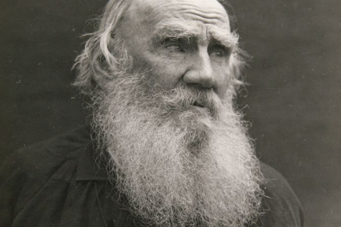 Lav Tolstoj, Ruska književnost, Rusija