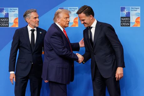 Donald Tramp, Mark Rutte Donald Tramp, Mark Rutte