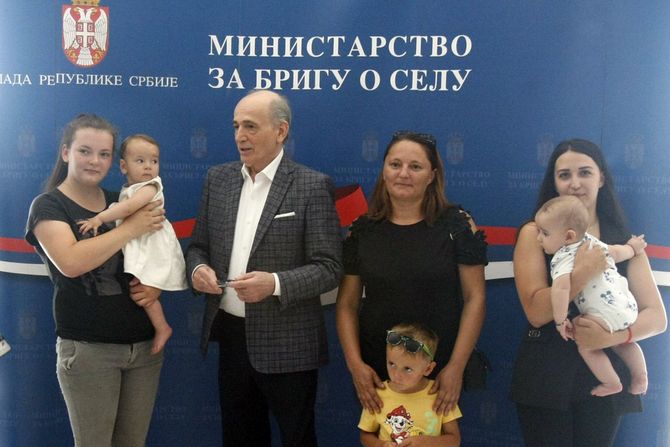 Milan Krkobabić mladi su budućnost Milan Krkobabić mladi su budućnost