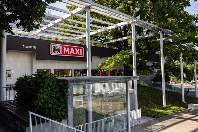 Maxi Cvetni trg Maxi Cvetni trg