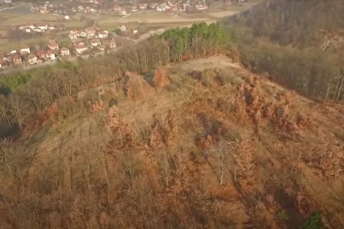 kamene suma kod mataruske banje