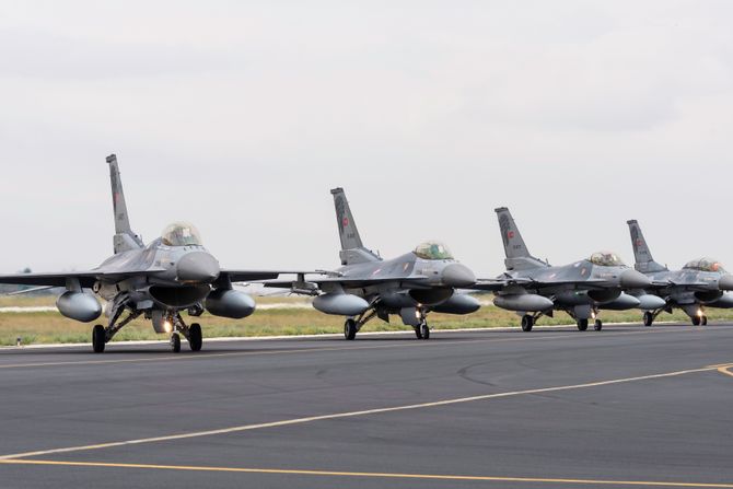F 16 Rumunija F 16 Rumunija