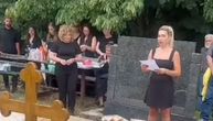 Jovana Jeremić održala potresni govor na očevoj sahrani: Zaplakala dok je čitala šta joj je poslednje rekao