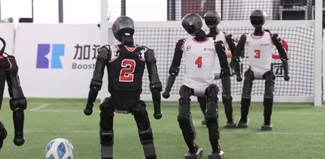 Humanoidni roboti fudbal Humanoidni roboti fudbal