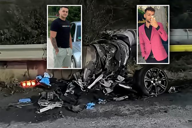 mladići poginuli u rumuniji, Eduard, George, valcea, saobracajna nesreca, nesreca pri brzini vecoj od 200kmh mladići poginuli u rumuniji, Eduard, George, valcea, saobracajna nesreca, nesreca pri brzini vecoj od 200kmh