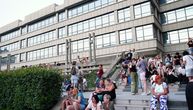 Studenti u blokadi prikupljaju potpise za zahtev za vanredne izbore