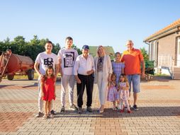 Ministarka Tatjana Macura, porodica Stanić