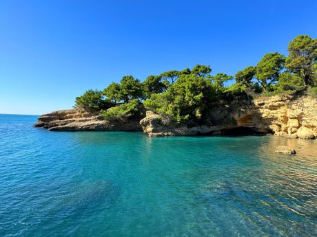 Ženska plaža u Ulcinju Ženska plaža u Ulcinju