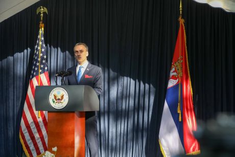 Američka rezidencija Američka rezidencija