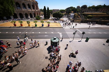 Italija vrućina toplotni talas visoke temperature leto Italija vrućina toplotni talas visoke temperature leto