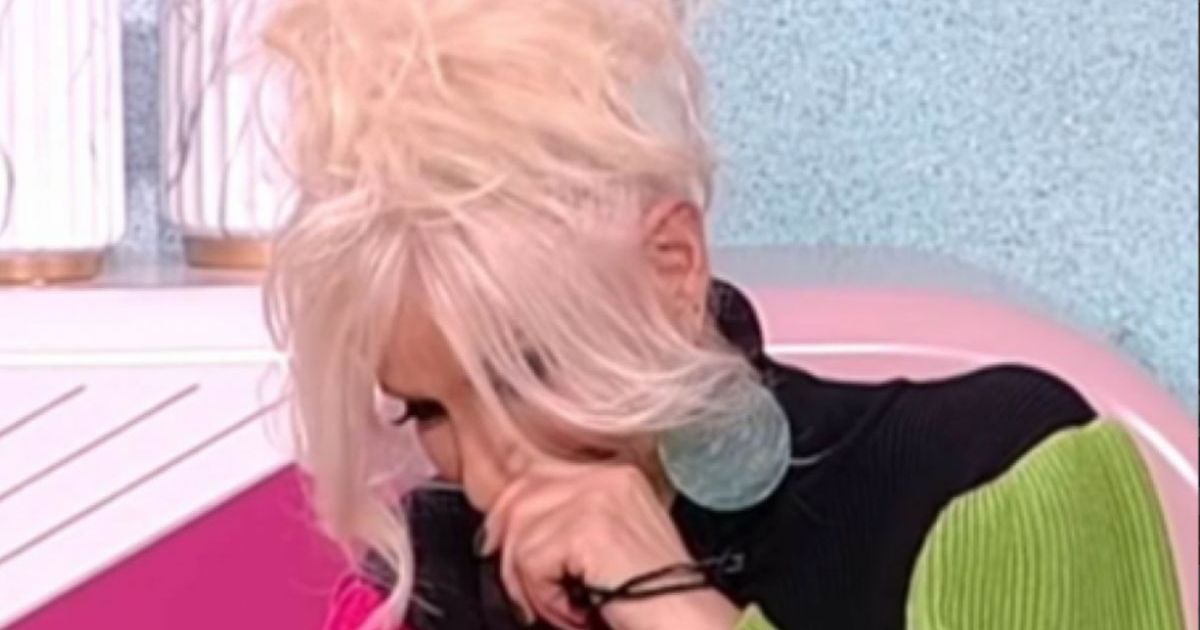 Naša pevačica uhvatila muža u krevetu sa drugom, onda se desio ŠOK: “Nikada neću zaboraviti”