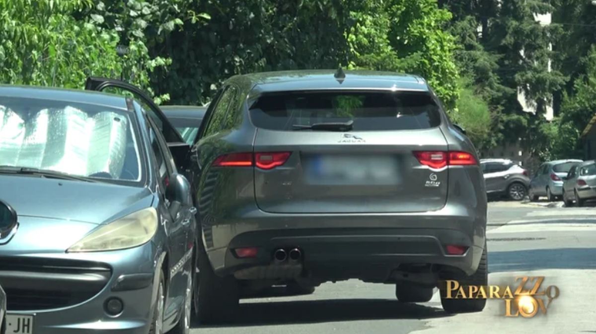 Posle pobede u "Farmi" odrešio kesu i kupio Jaguara: Kristijan pokazao besnu mašinu i ne odvaja se od supruge