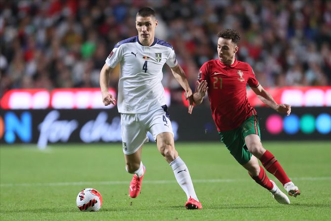 Nikola Milenković, Diogo Žota