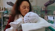 Rodila je ćerku sa 66 i svi su je osudili da će joj dete ostati siroče: Danas ima 86 i njena devojčica studira