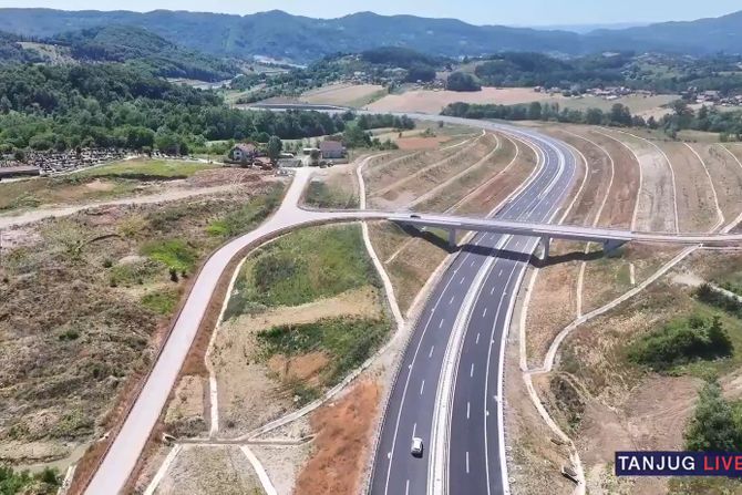 auto-put E-763 "Miloš Veliki", deonica Preljina-Požega auto-put E-763 "Miloš Veliki", deonica Preljina-Požega