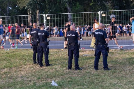 Koncert Marka Perkovića Tompsona, Tompson, policija Koncert Marka Perkovića Tompsona, Tompson, policija