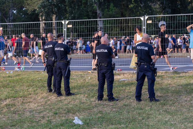 Koncert Marka Perkovića Tompsona, Tompson, policija