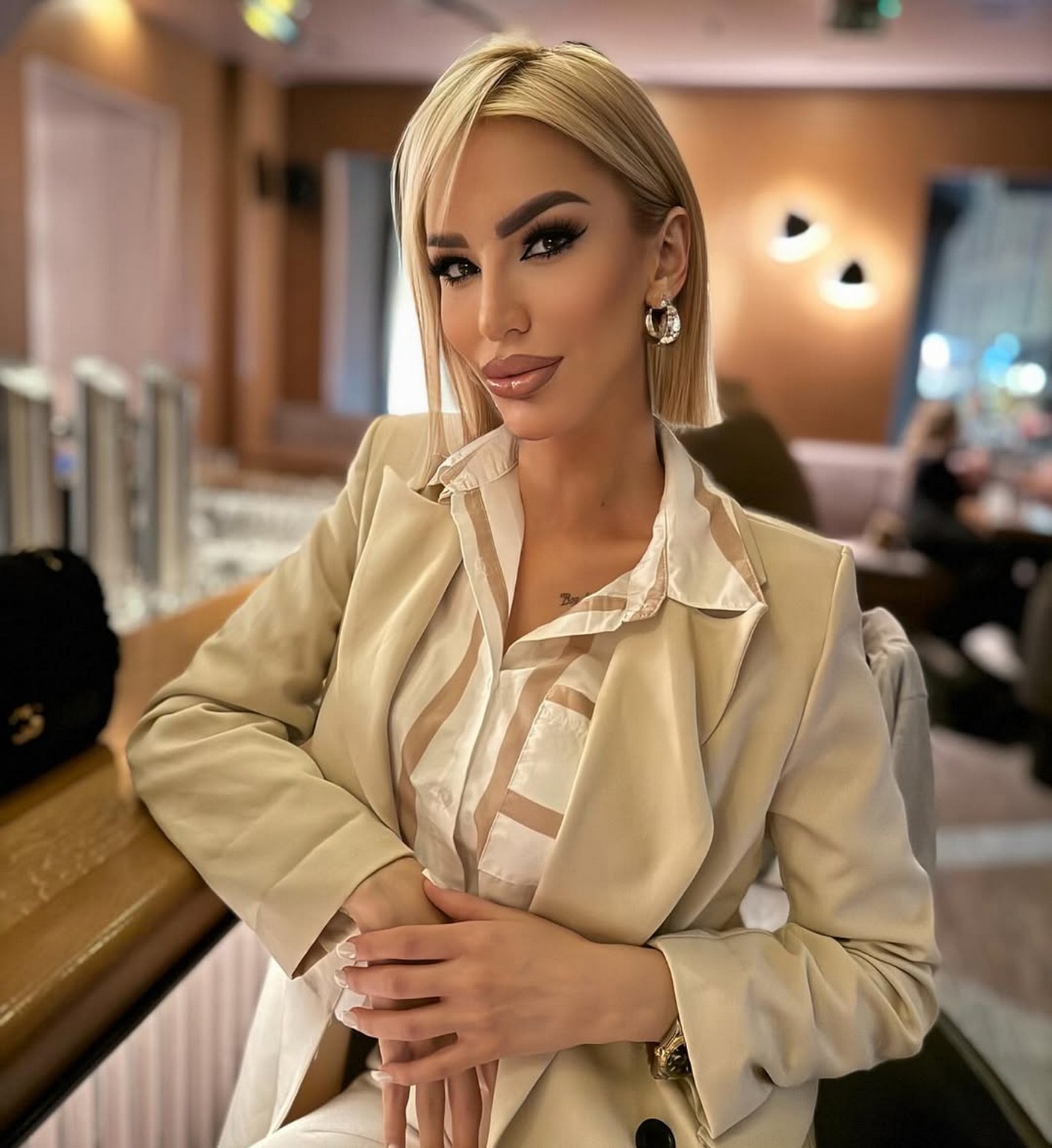 Aleksandra raskinula veridbu pred ulazak u Elitu 9! Otkrila kako se oseća "Sve proživljavam sama, teško mi je"