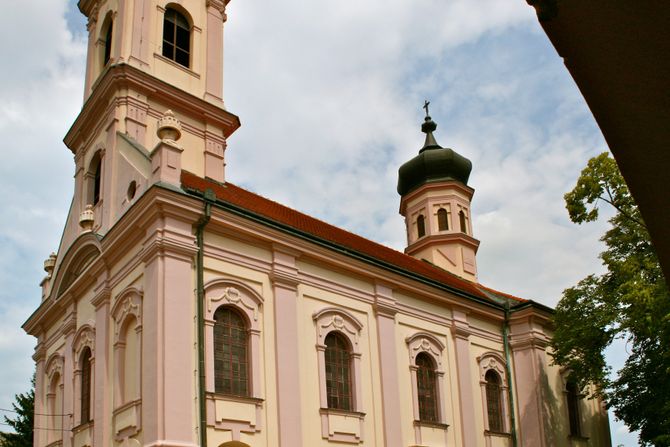 Manastir Fenek, Jakovo, Srbija