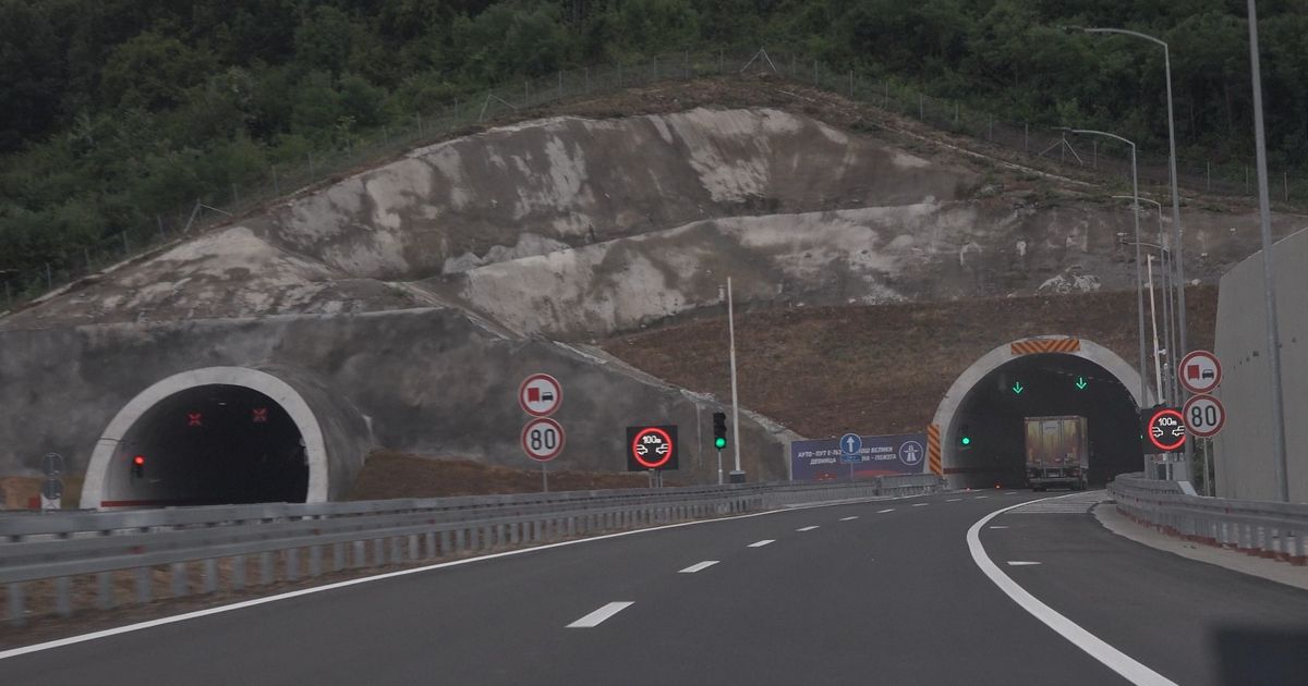 Vozači ovo morate da znate: Zatvorena zaustavna traka u smeru ka Beogradu, stvaraju se povremena zadržavanja