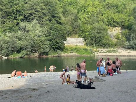 Velika Župa, plaža Petrovac Velika Župa, plaža Petrovac