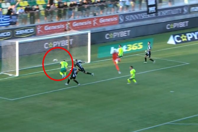 AEK Larnaka AEK Larnaka